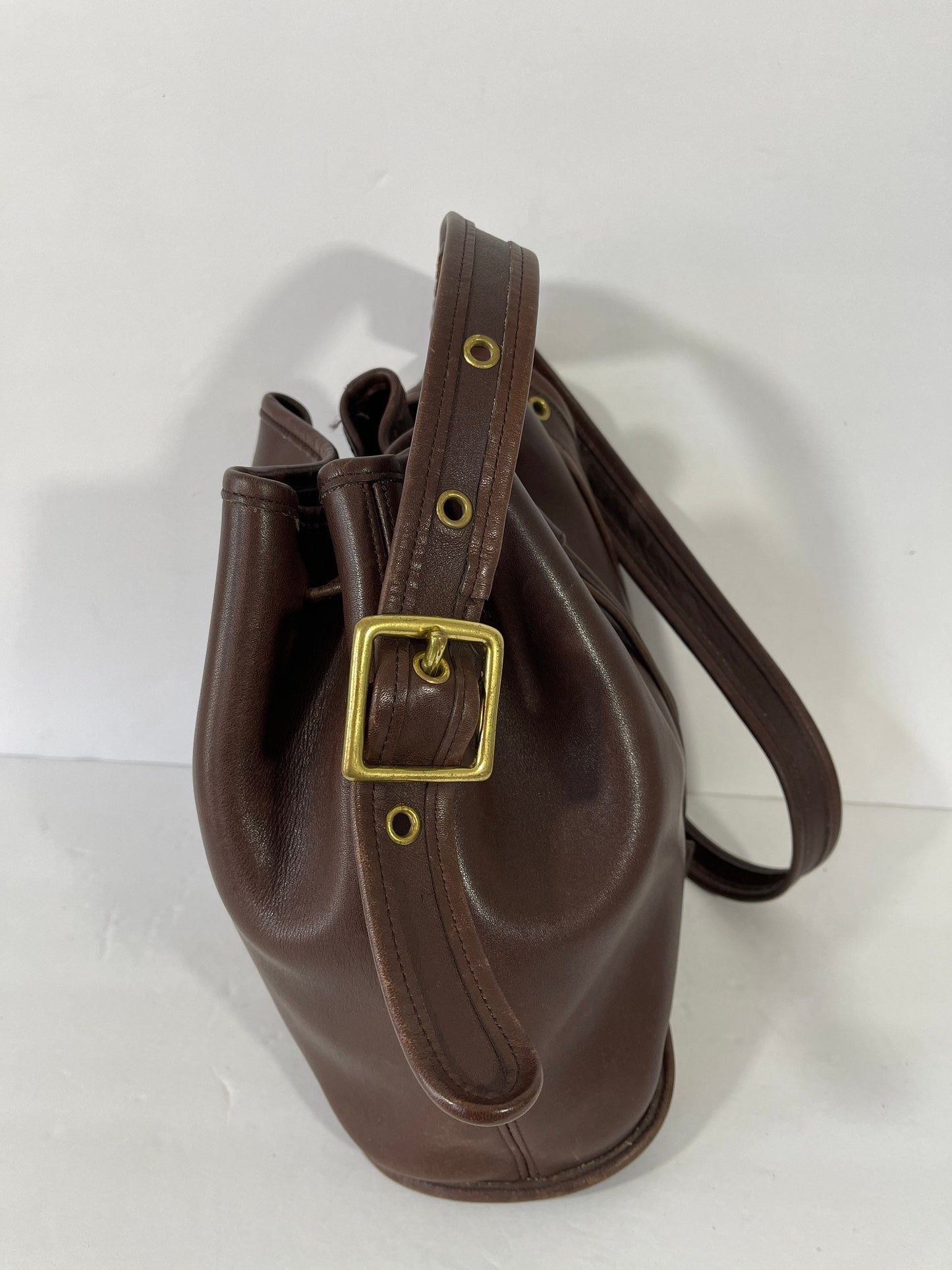 Coach Vintage Legacy Lulu Dark Brown Bucket Shoulder Bag #9952